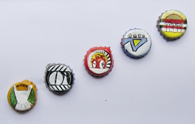 Day 20 (5/18/12): Bottle Cap Canvases
